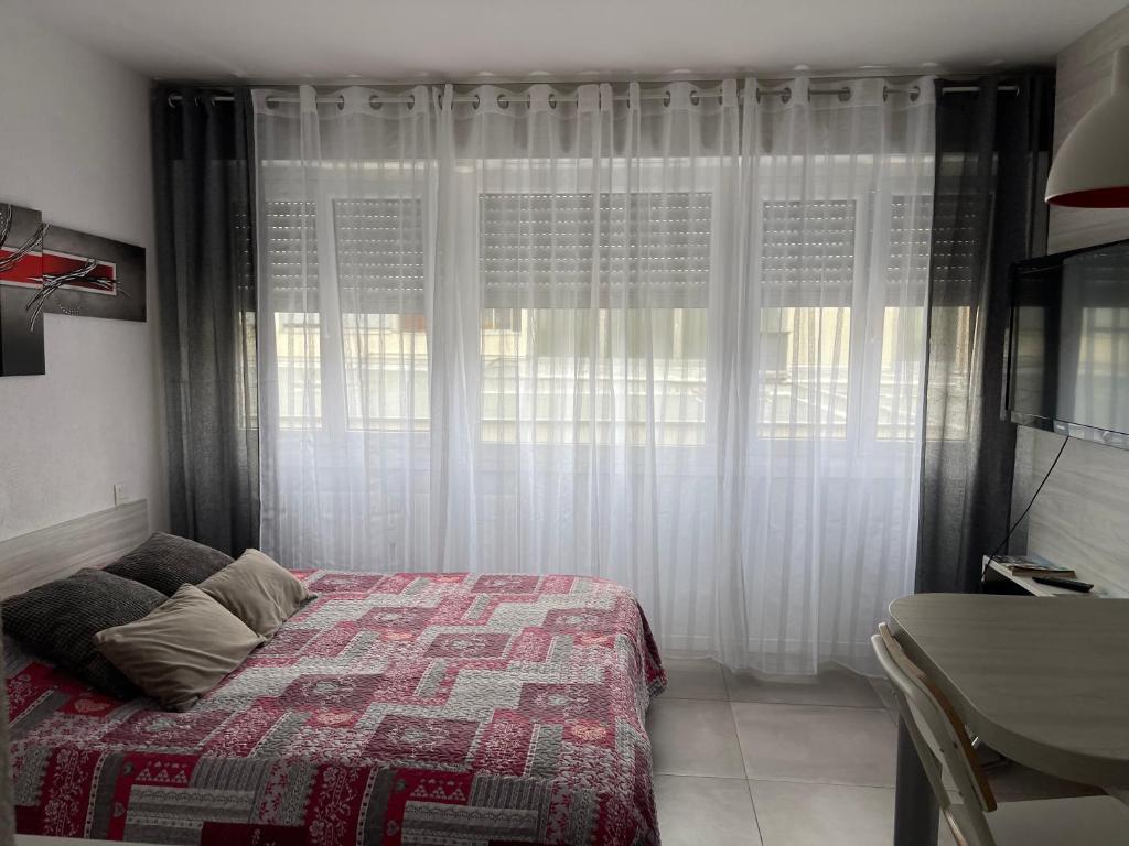 Djokovic's Apartment - 17