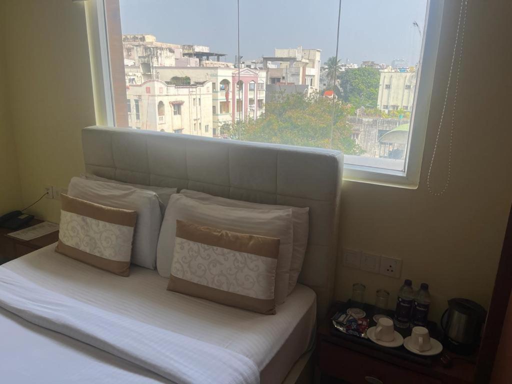 Hotel Diamonds Pearl - 带有城市景观的高级双人或双人间