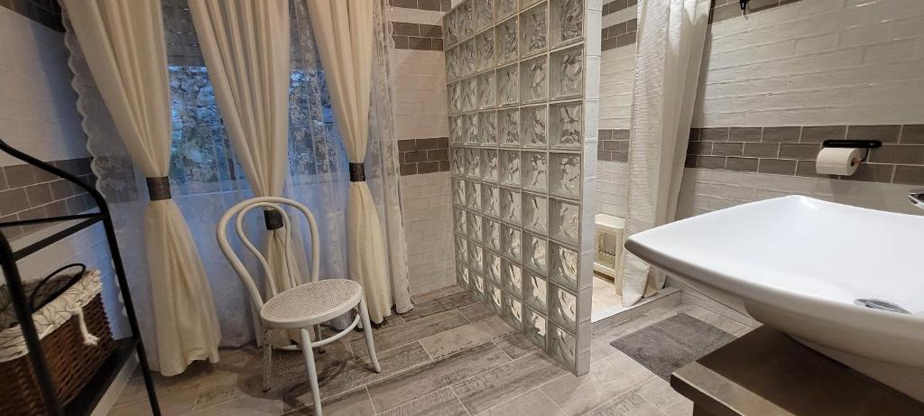 A bathroom at Apartamento Milka Gandia Marchuquera