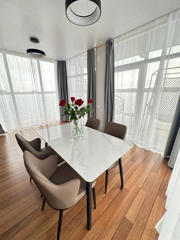 StagHorn floating river house, Jūrmala – Updated 2024 Prices