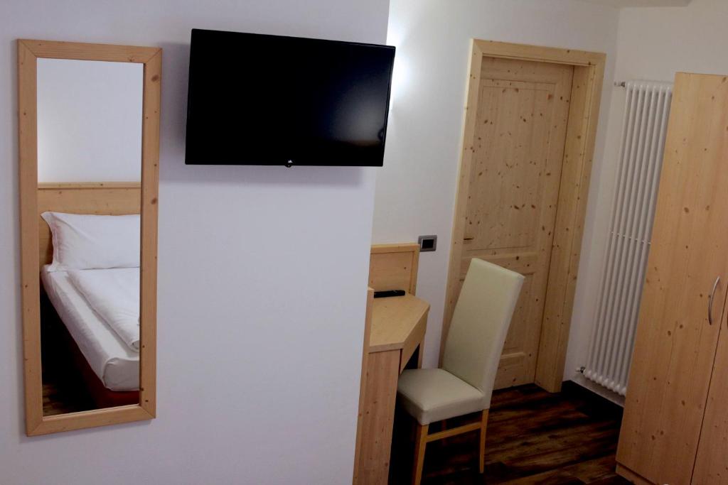 Ski Lodge Pampeago - Habitación Triple