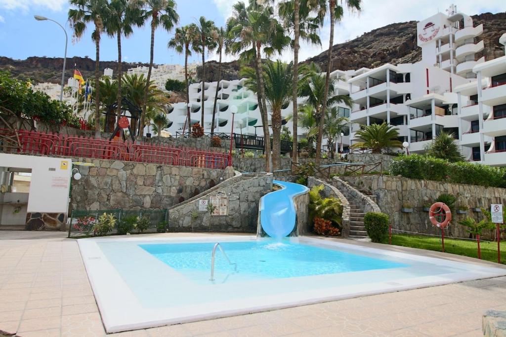 Bazén v ubytovaní Apartamento El Cardenal playa de Cura Mogán alebo v jeho blízkosti