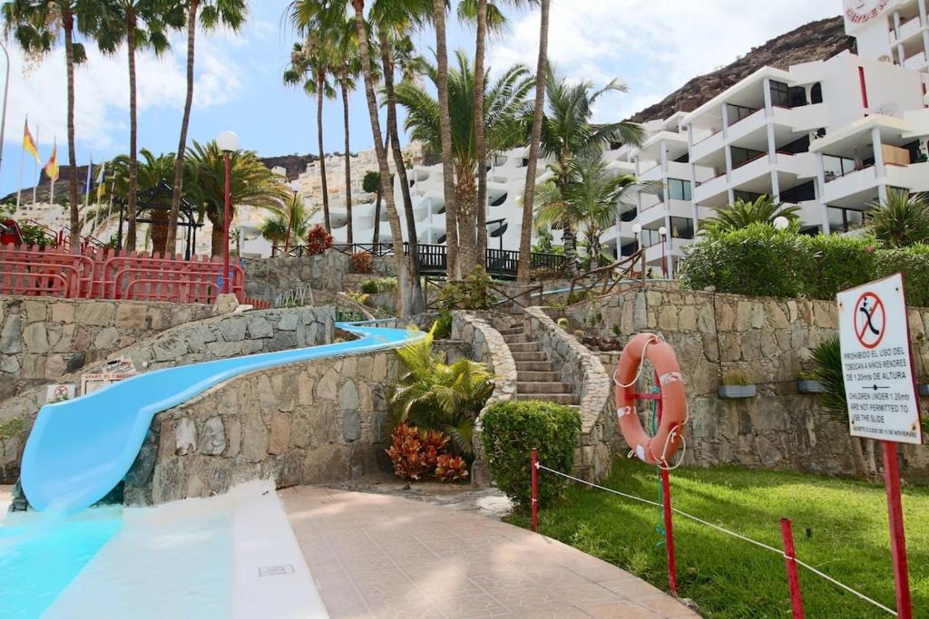 Bazén v ubytovaní Apartamento El Cardenal playa de Cura Mogán alebo v jeho blízkosti