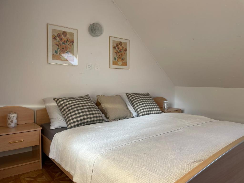 Beautiful house surrounded by pure nature - Huis Met Vier Slaapkamers
