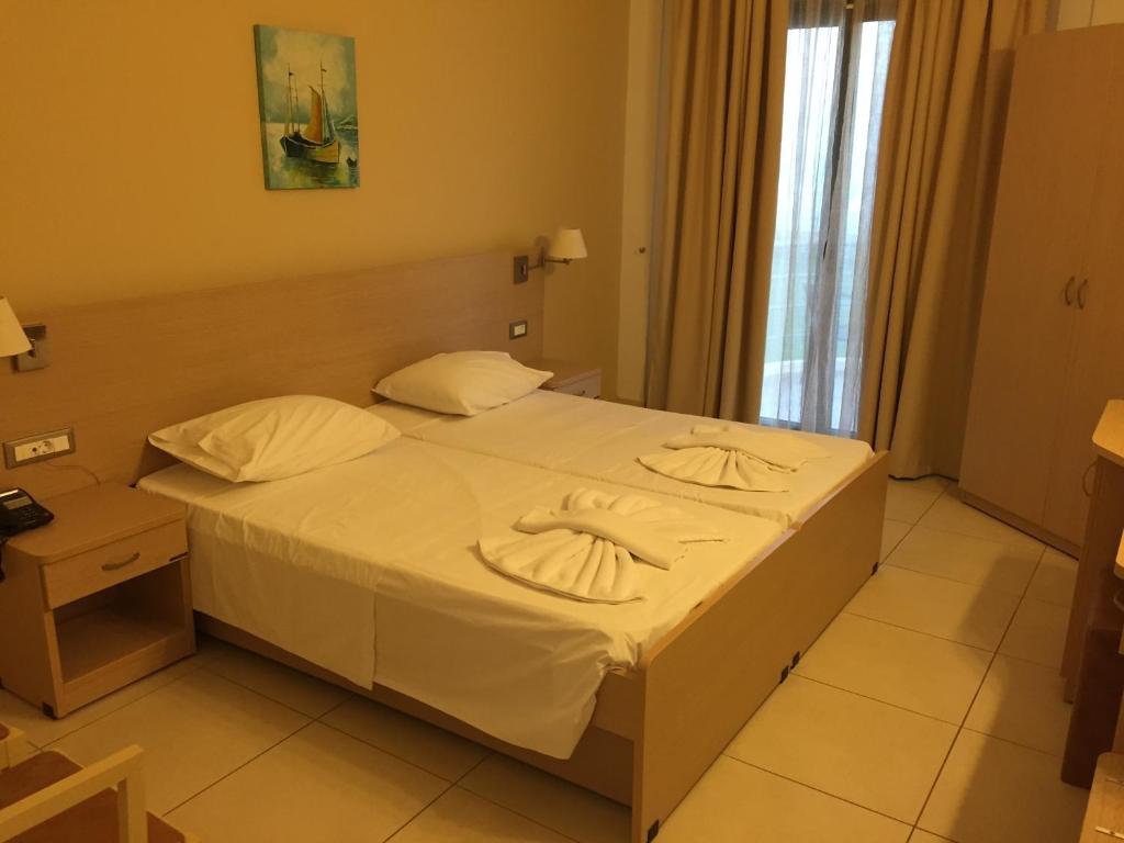 Ostria Hotel Kakovatos Beach - Triple Habitación Con Vista Al Mar