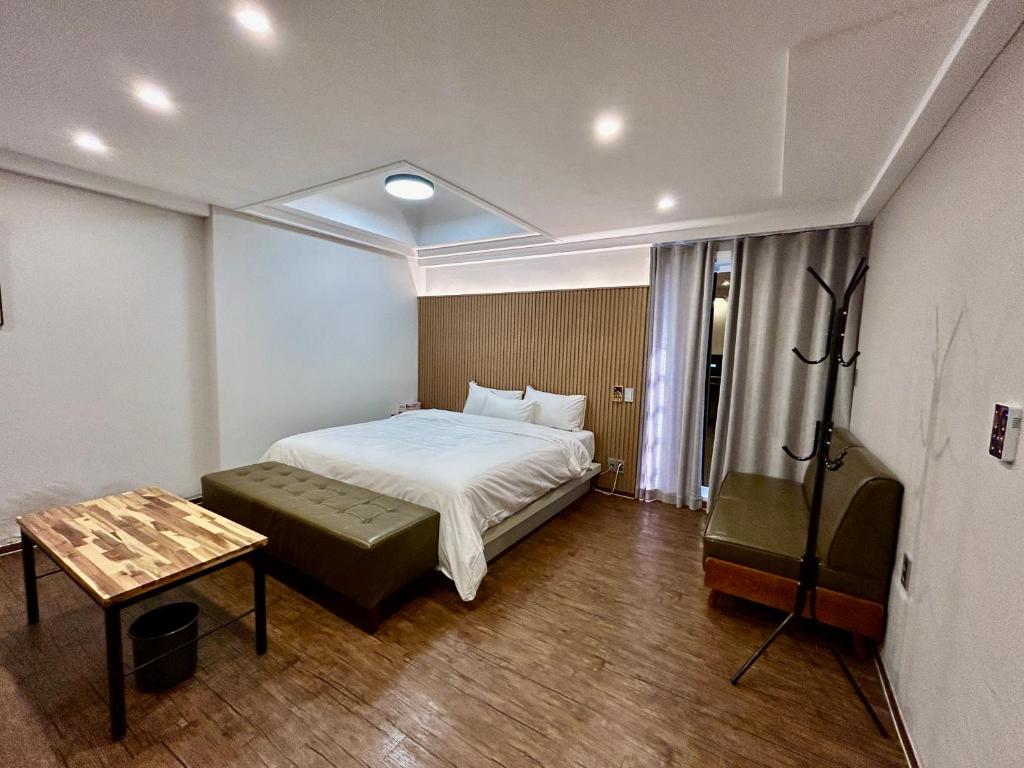 Postel nebo postele na pokoji v ubytování Series hotel