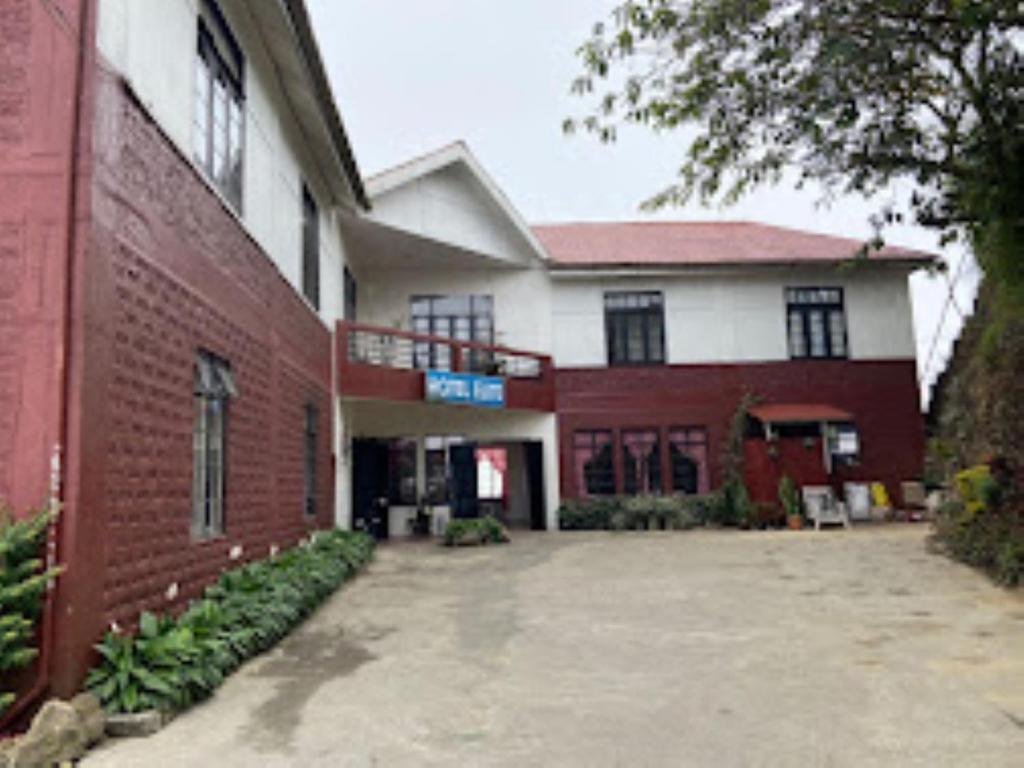 Hotel Elite, Lunglei - Housity
