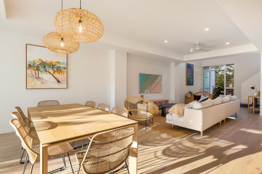 Posezení v ubytování Escape Villas Port Douglas