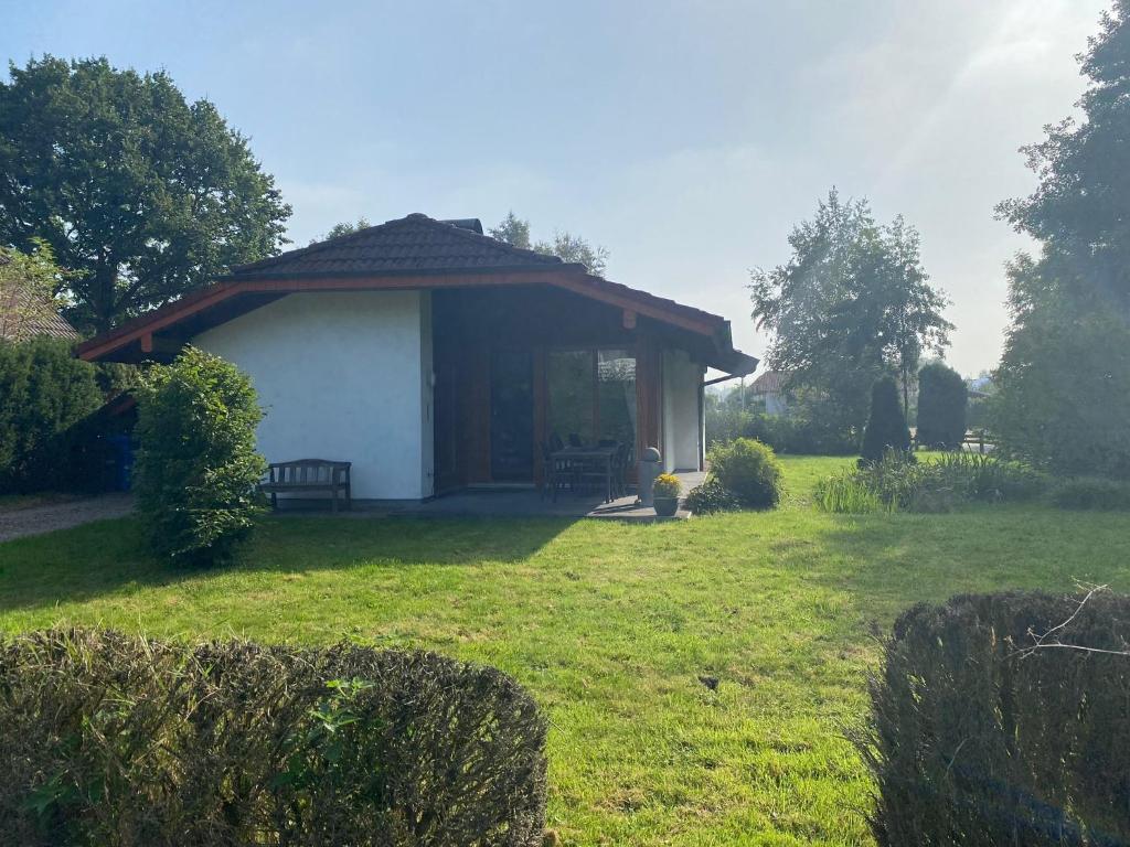 Κήπος έξω από το Ferienhaus Wattmöwe