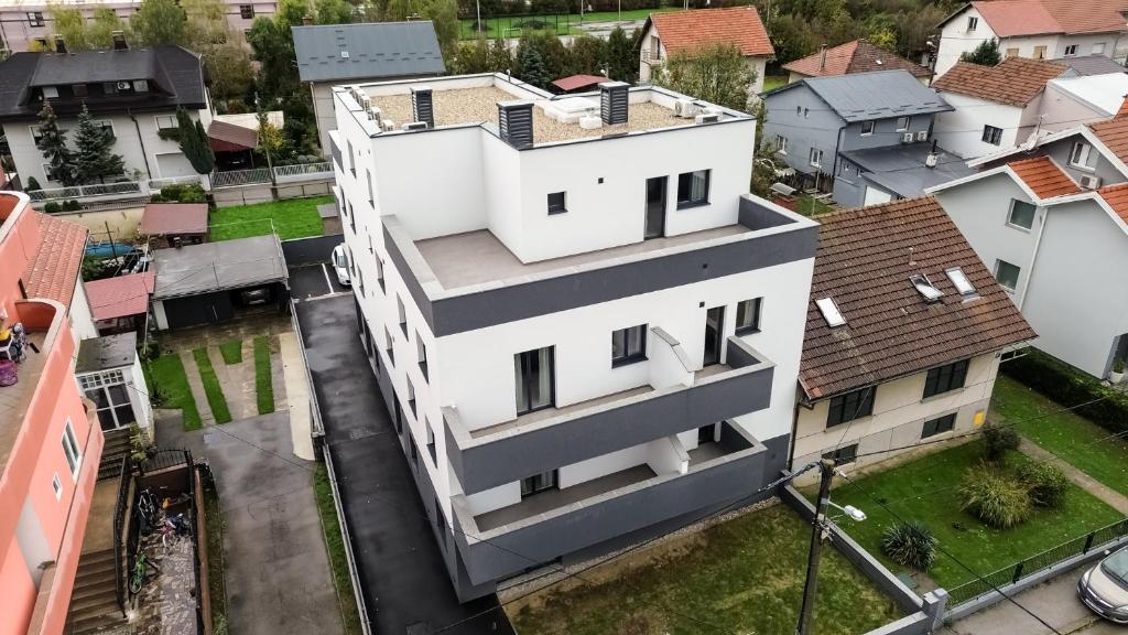 Hugo apartments - 16