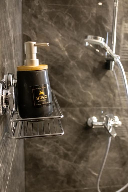 Hugo apartments - 12