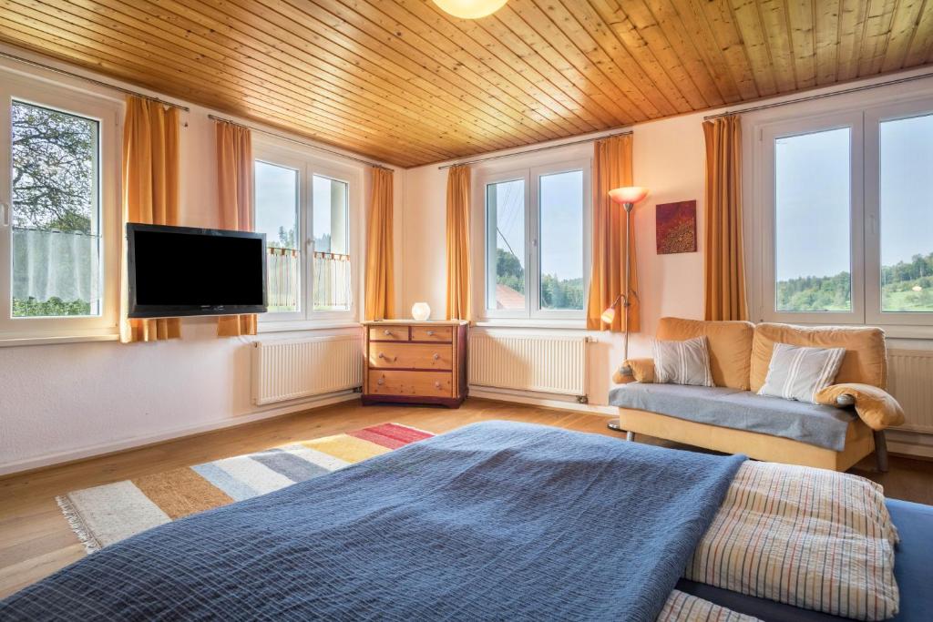 Postel nebo postele na pokoji v ubytování Bleichnau 3