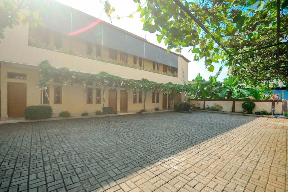 Hotel Kertamukti - Housity