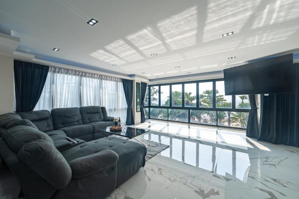 Karon Sea Sands Resort-SHA PLUS - Three-Bedroom Apartment With Ocean View