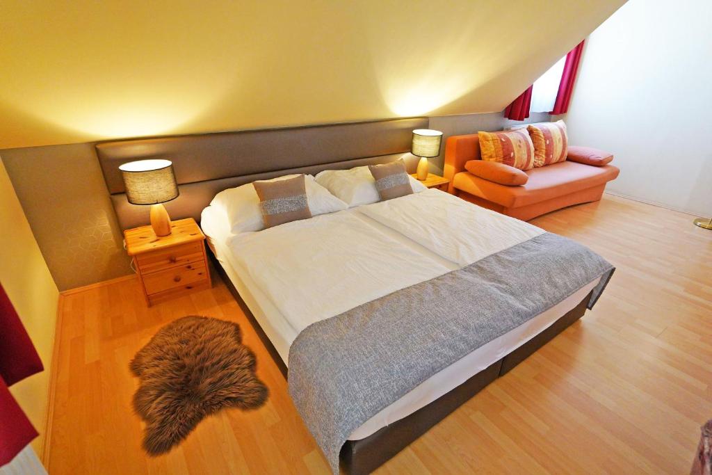 Postel nebo postele na pokoji v ubytování Apartman Brigitte Bükfürdő