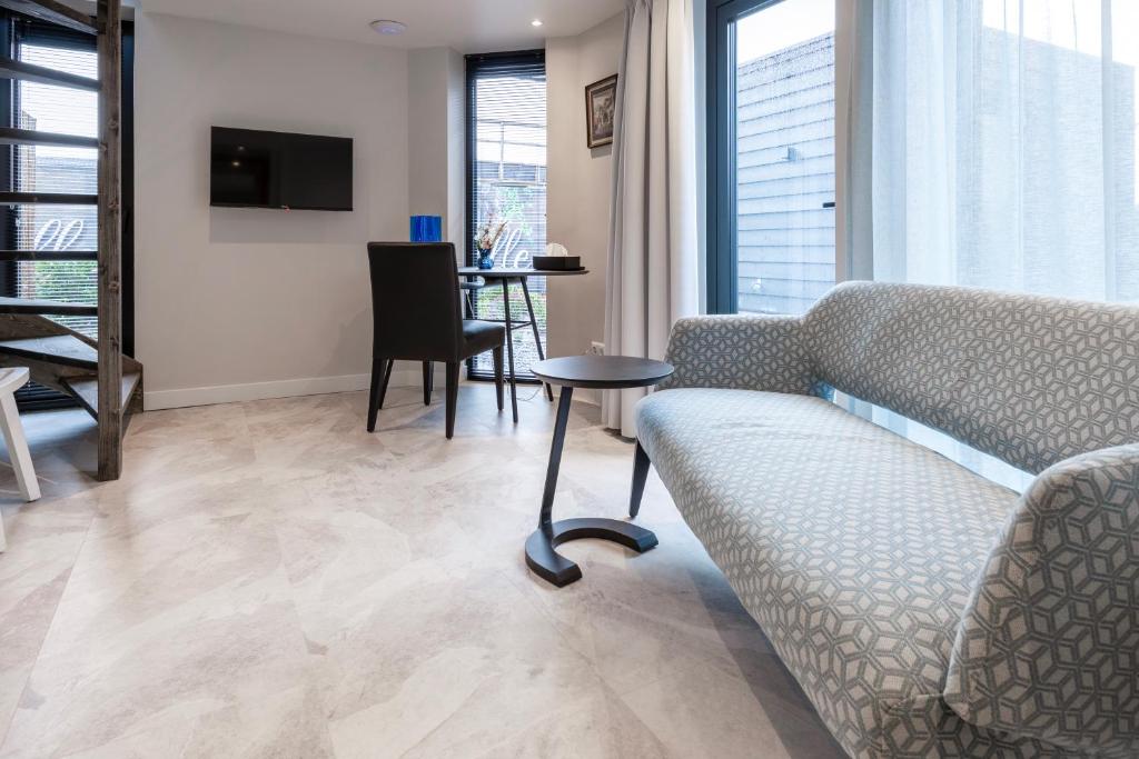 TV a/nebo společenská místnost v ubytování Bed & Breakfast Ons Plekje