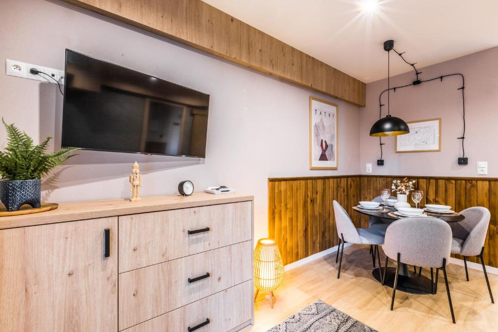 Kuchyňa alebo kuchynka v ubytovaní Aparthotel Lucylla