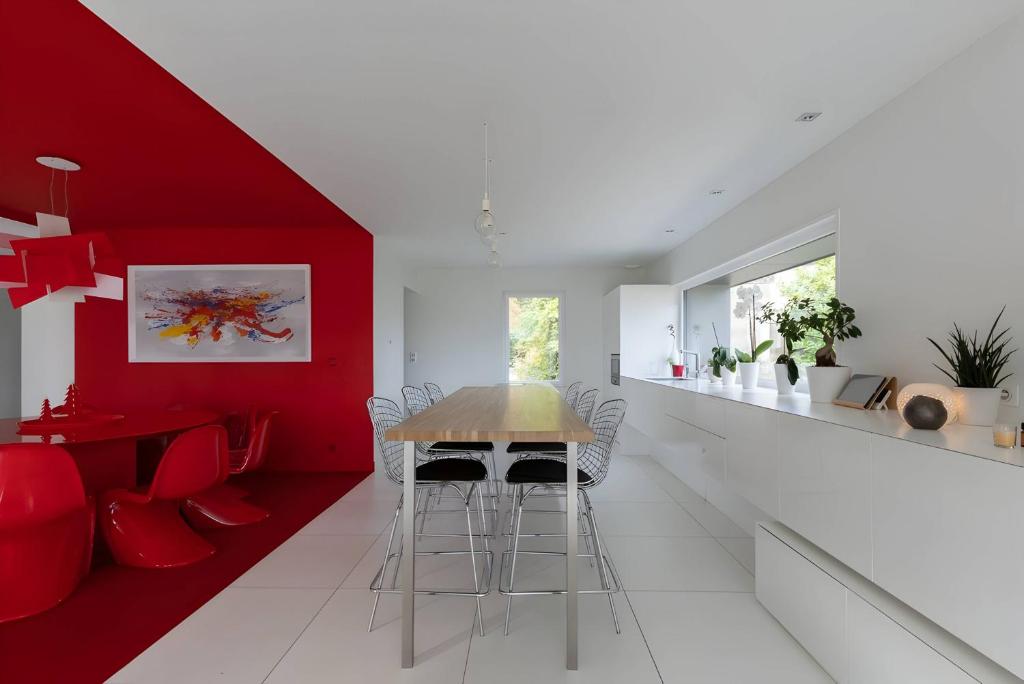 Posedenie v ubytovaní Villa Isaac - Luxueuse - Parking - 16p - Rêve au Mans