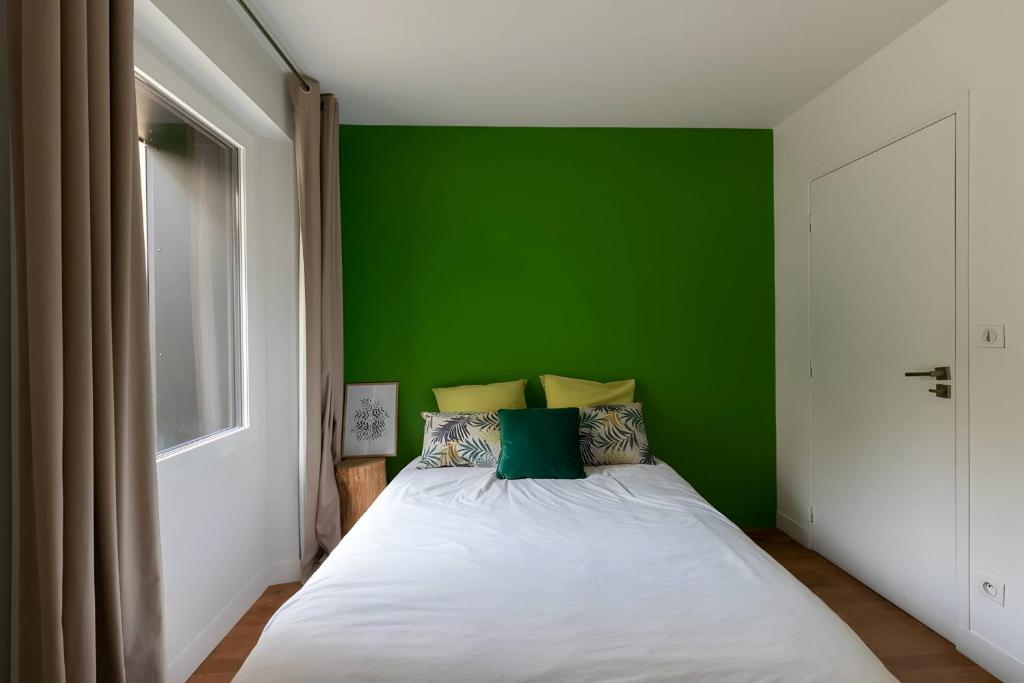 Posteľ alebo postele v izbe v ubytovaní Villa Isaac - Luxueuse - Parking - 16p - Rêve au Mans