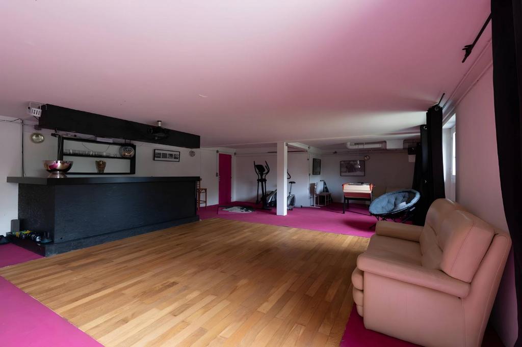Posteľ alebo postele v izbe v ubytovaní Villa Isaac - Luxueuse - Parking - 16p - Rêve au Mans