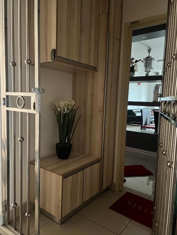 Kuchyň nebo kuchyňský kout v ubytování KBCC Service Apartment Homestay