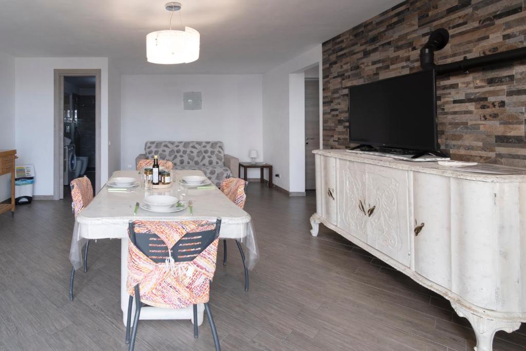 A television and/or entertainment centre at casa Ciapin