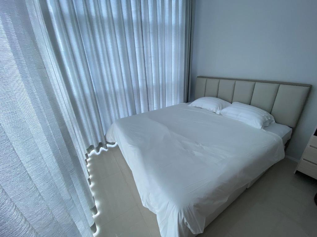 Formosa Spacious Apartments with Netflix & Pick Up Service by MESA - Apartamento De Dos Dormitorios