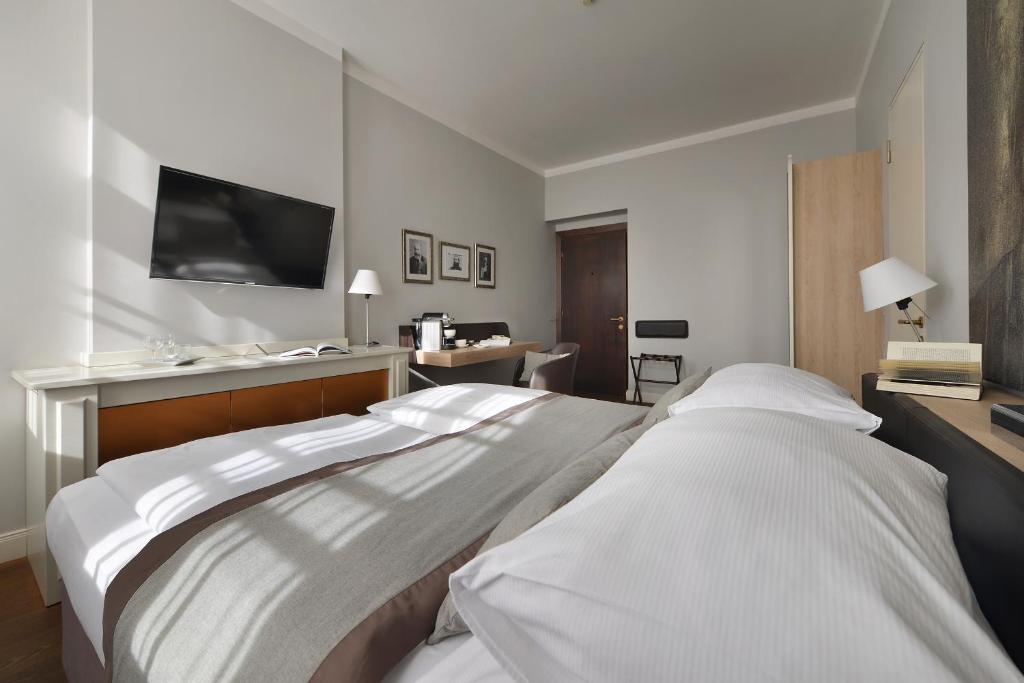 Design Hotel Neruda - 4