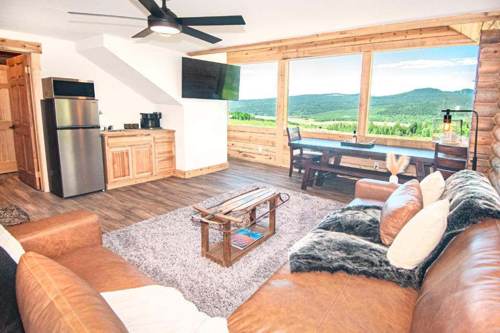 EML 3 Colorow Cabin, Paonia (updated prices 2024)