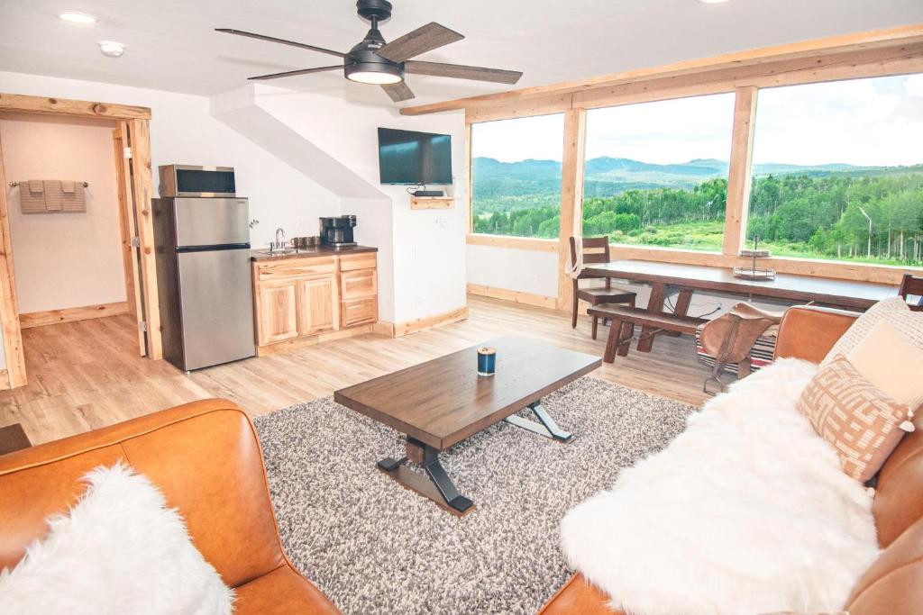 EML 1 Pack Saddle Jack Cabin, Paonia (updated prices 2024)