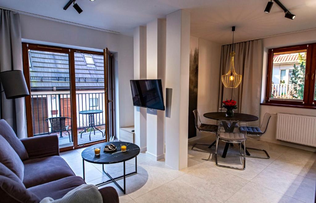 Μια τηλεόραση ή/και κέντρο ψυχαγωγίας στο Rent like home - Droga na Bystre 4