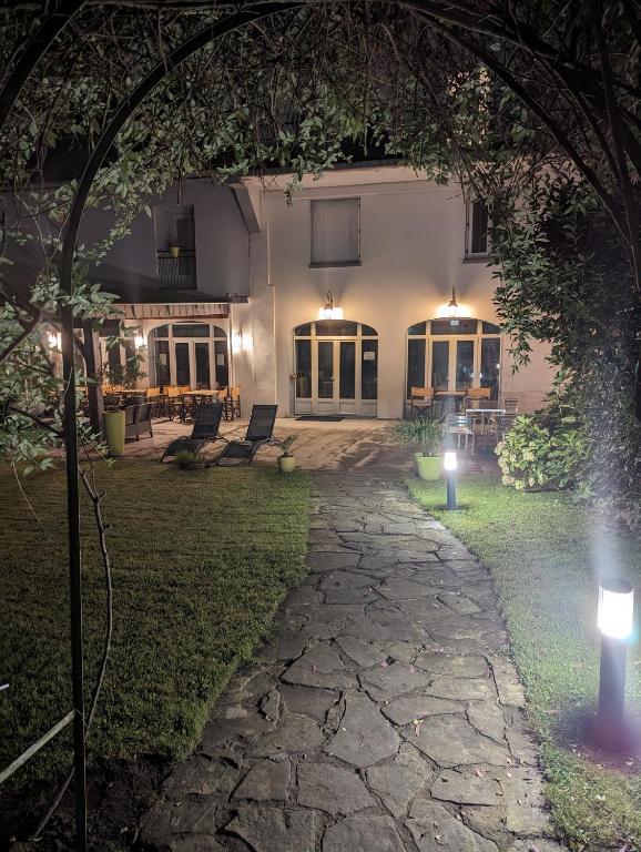 Zahrada ubytování Hôtel de l'Ours