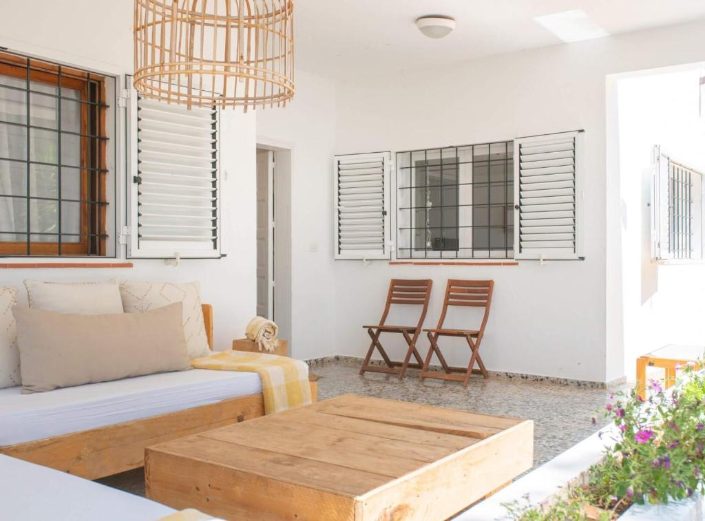 Posezení v ubytování Casa Can Vert con piscina