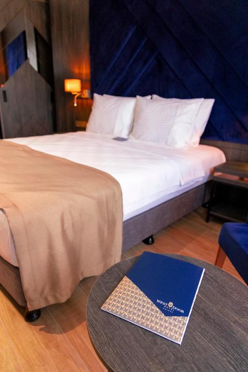 WestDoor Hotel - 18