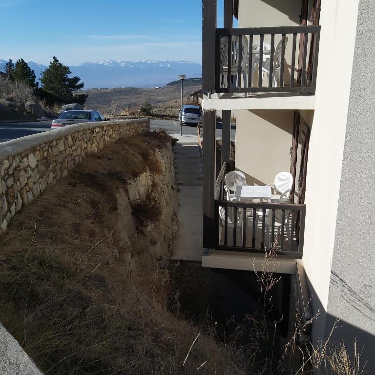 Nespecifikovaný výhled na hory nebo výhled na hory při pohledu z apartmánu