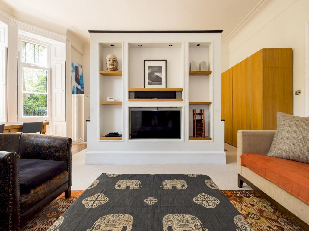 O zonă de relaxare la Pass the Keys Sophisticated Studio in South Kensington