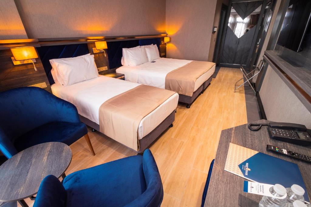 WestDoor Hotel - 11
