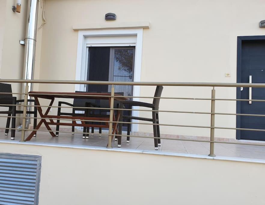 Balkón nebo terasa v ubytování Sun-n-Waves Holidaymakers