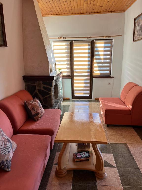 Posezení v ubytování Orehite Guest House