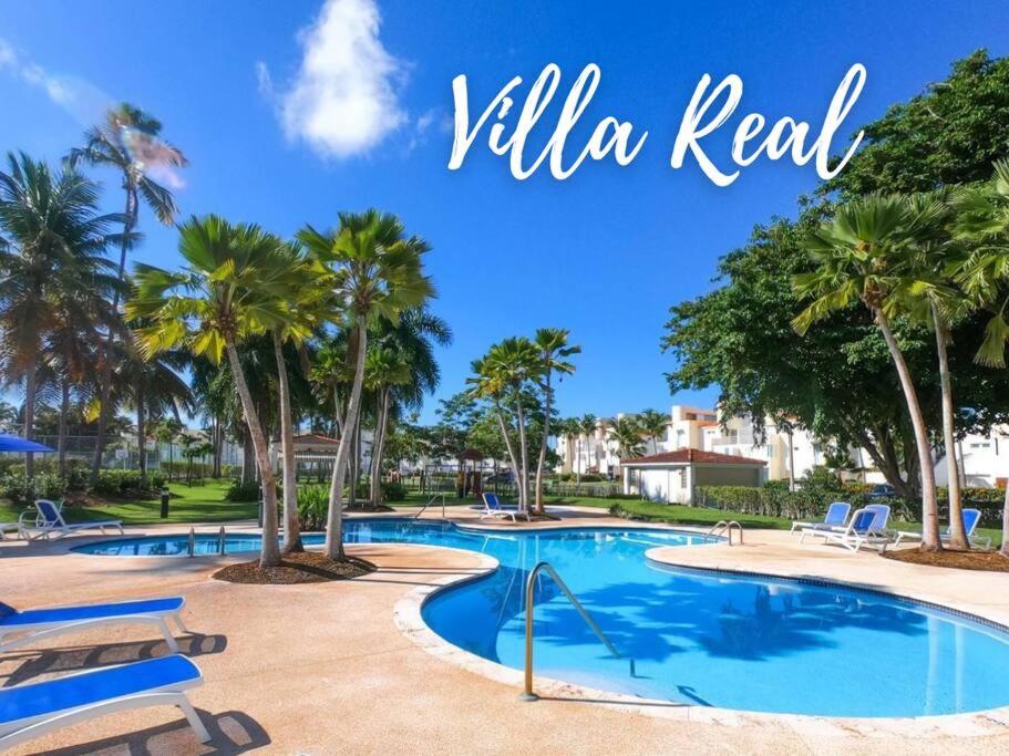 Bazén v ubytovaní 4BR -Villa Real -Spacious & Bright Family Friendly alebo v jeho blízkosti