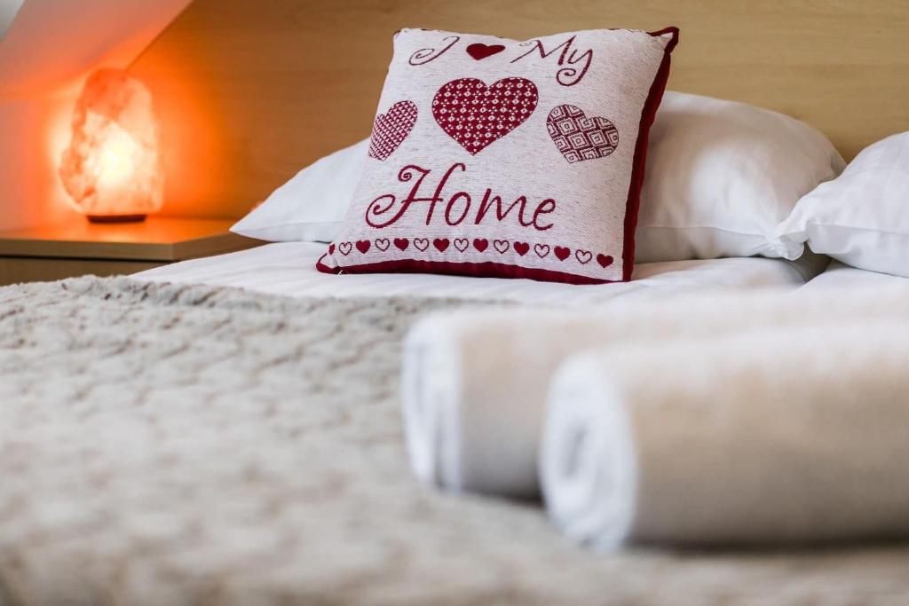 Posteľ alebo postele v izbe v ubytovaní Rent like home - Strzelców 30C