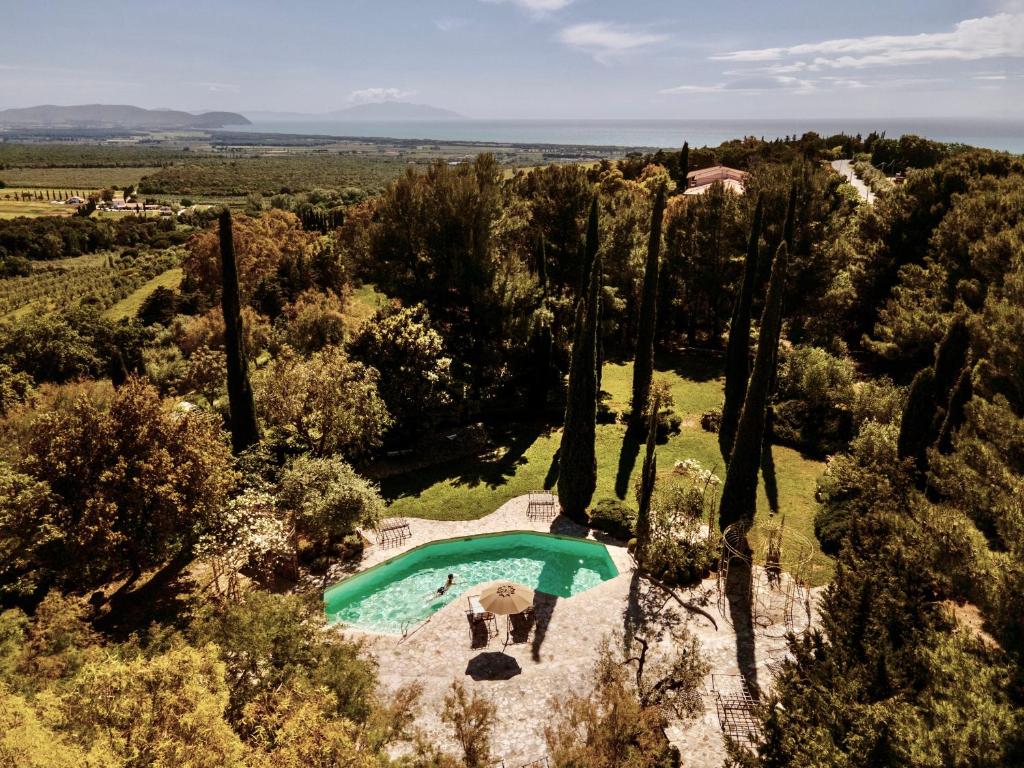 Piscina di Boutique Hotel Poggio ai Santi - Adults Only o nelle vicinanze