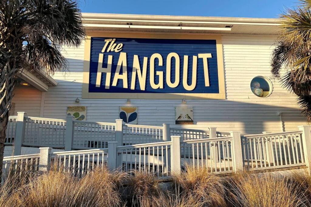 Grundriss der Unterkunft Deeded Beach Access- 10 min Walk to Hangout