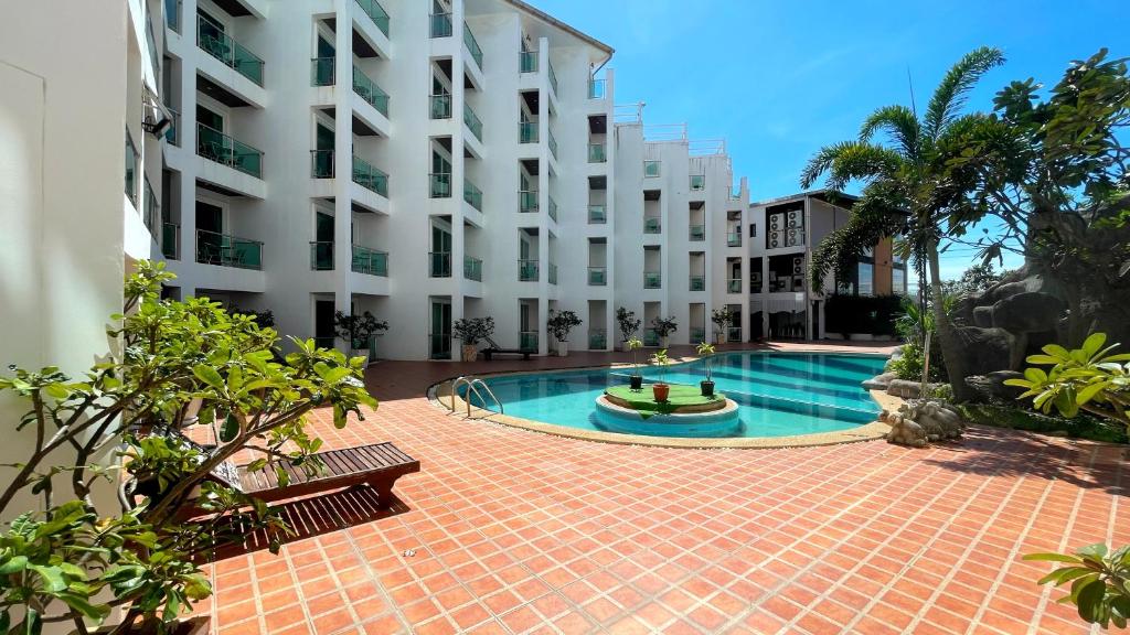 Dragon Beach Resort , Jomtien Beach Pattaya - Resim 15