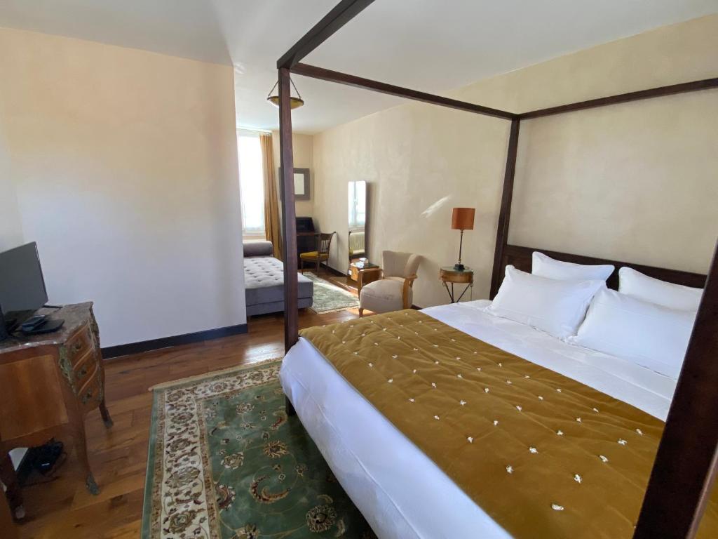 LA THEBAUDERIE - Superior King Room
