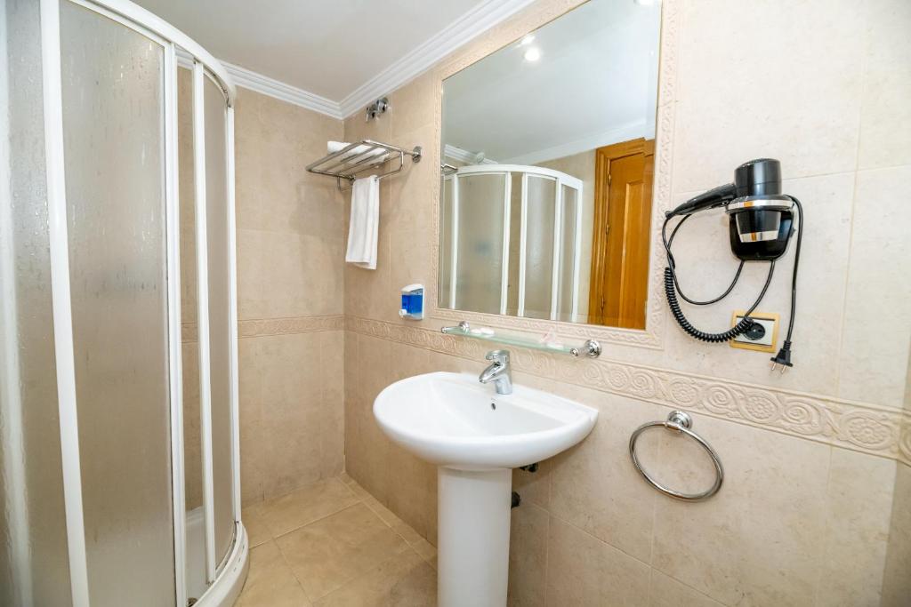 Hotel Monasterio Granada - Adults Only - Resim 45