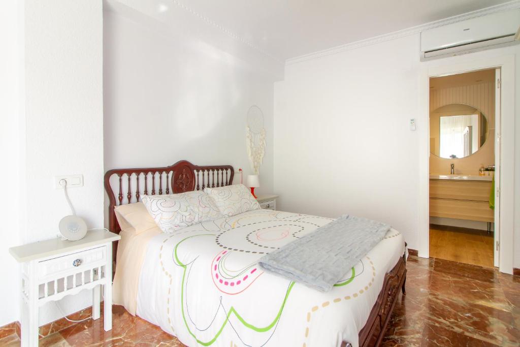 Postel nebo postele na pokoji v ubytování Siscar Apartment Altea