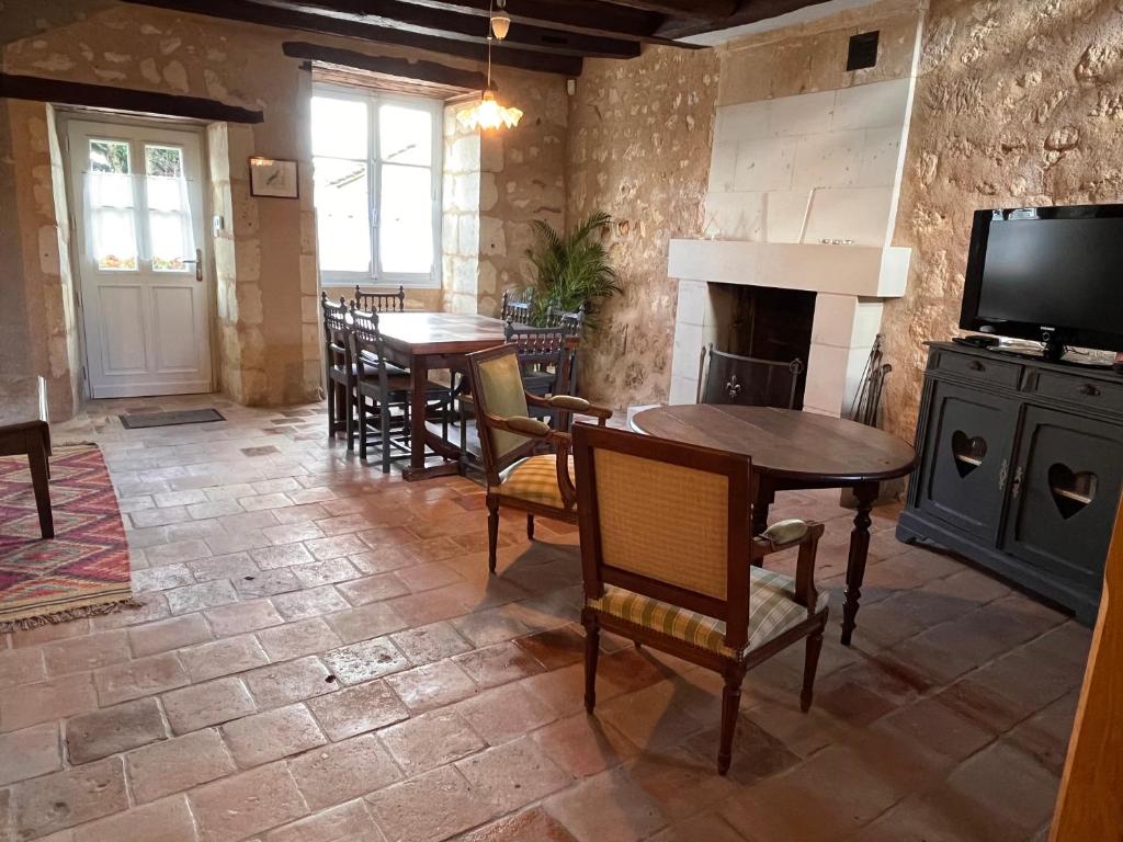 Kuchyňa alebo kuchynka v ubytovaní Maisons d'hôtes du Château au Grand Pressigny