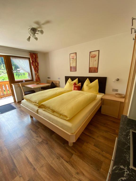 Posteľ alebo postele v izbe v ubytovaní Apartments Soval