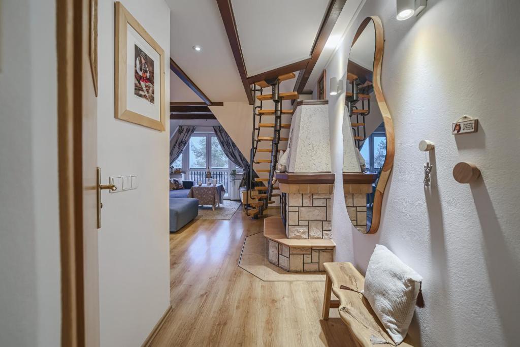 Fotografia z galérie ubytovania Apartament Chateau Karpielówka Kościelisko v destinácii Kościelisko